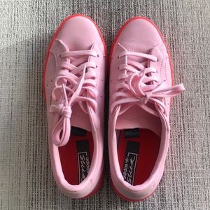 Adiddas Original Sleek in Pink/m Red. Size 6